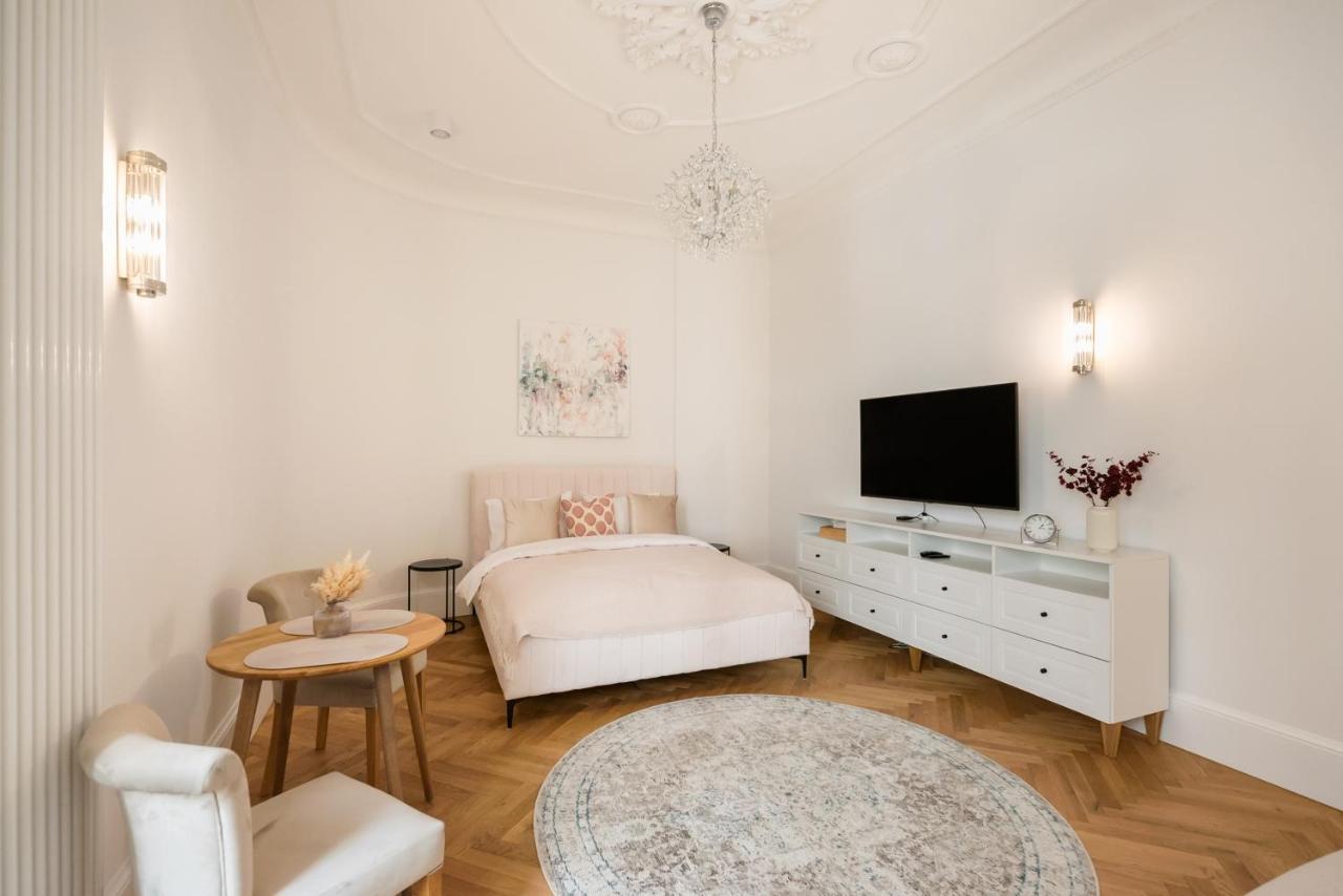 Premium Center Apartment Warsaw